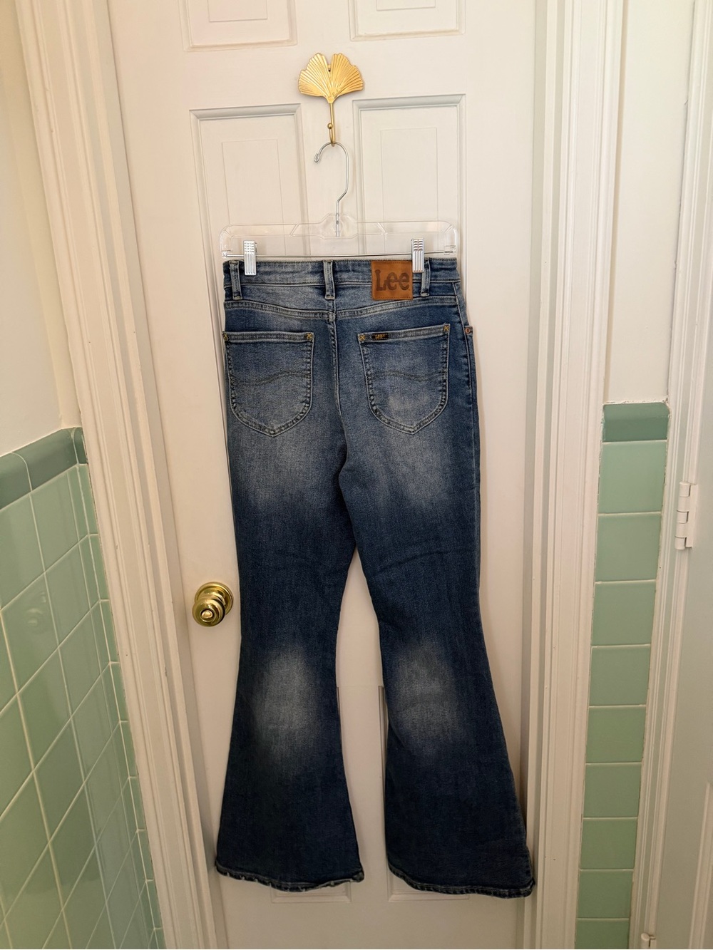 Lee Vintage Modern High-Rise Flare Jeans - Size 29 - Picture 5 of 6